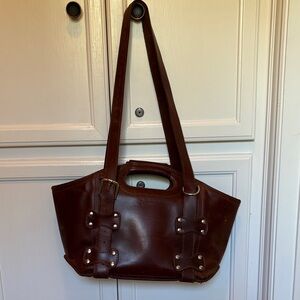 Chic Brown Saddleback Leather Shoulder Bag